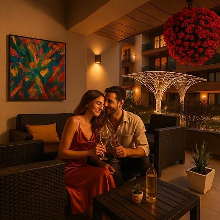 Luxury Landing Apartments Complex Qualis Brasov Bagian luar foto