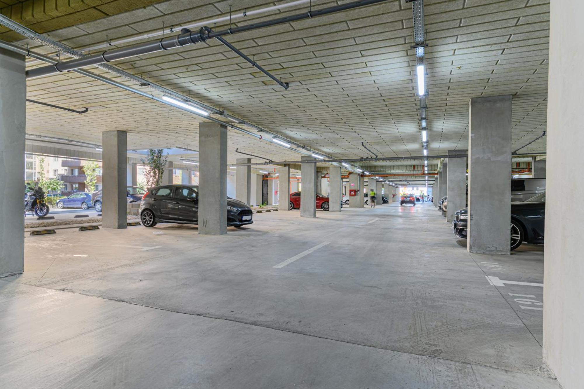 Luxury Landing Apartments Complex Qualis Brasov Bagian luar foto
