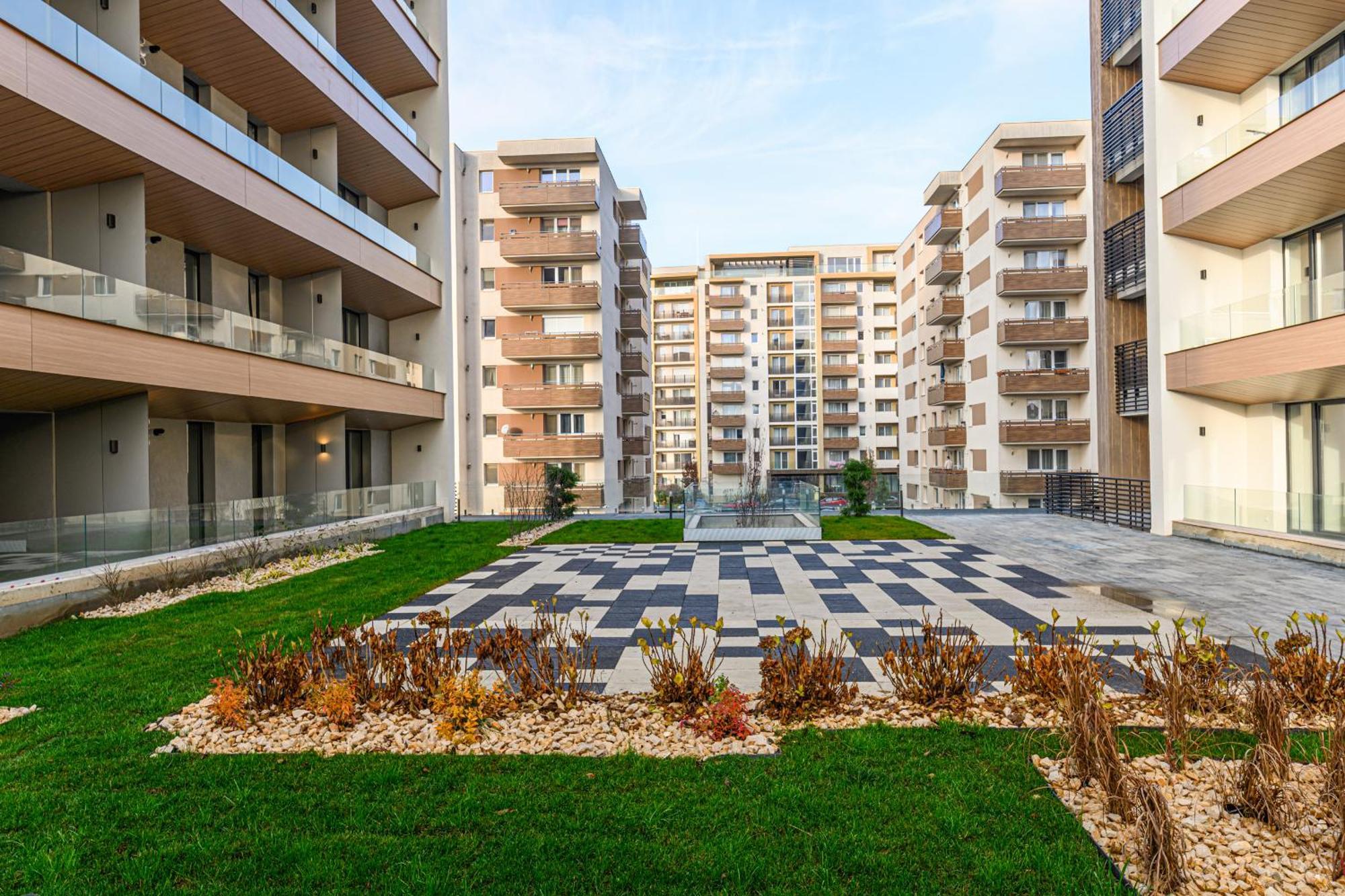 Luxury Landing Apartments Complex Qualis Brasov Bagian luar foto