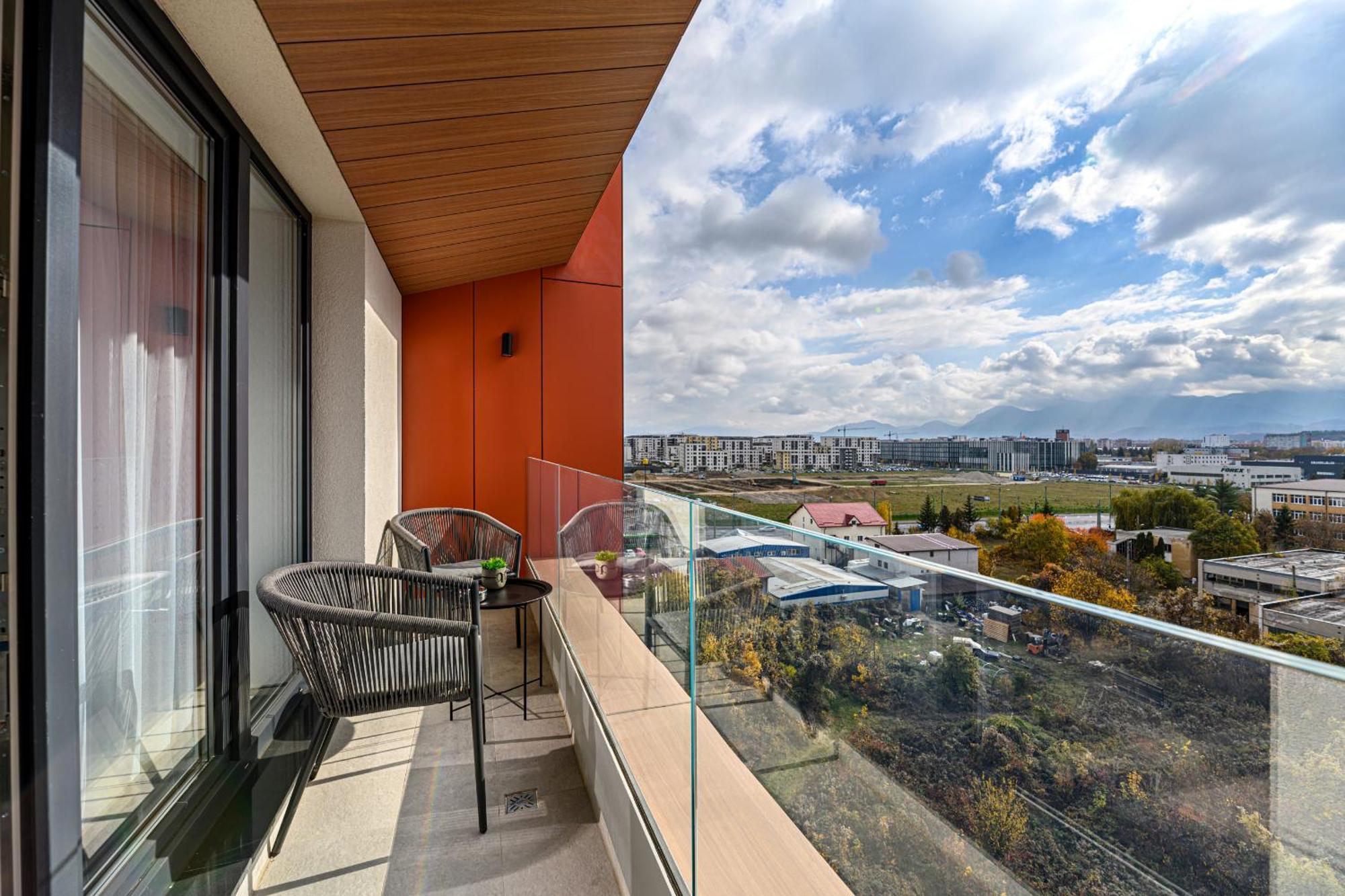 Luxury Landing Apartments Complex Qualis Brasov Bagian luar foto