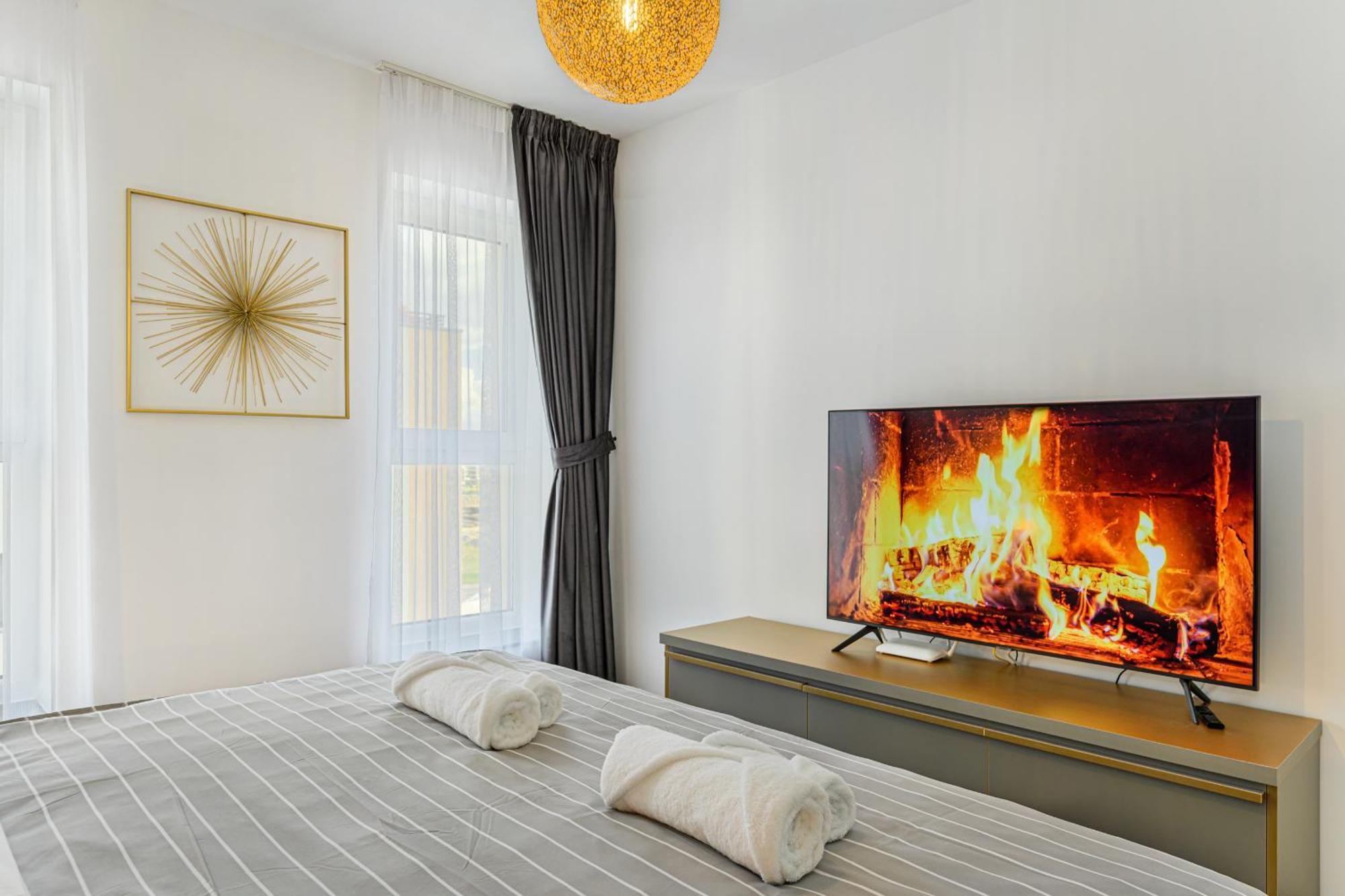 Luxury Landing Apartments Complex Qualis Brasov Bagian luar foto