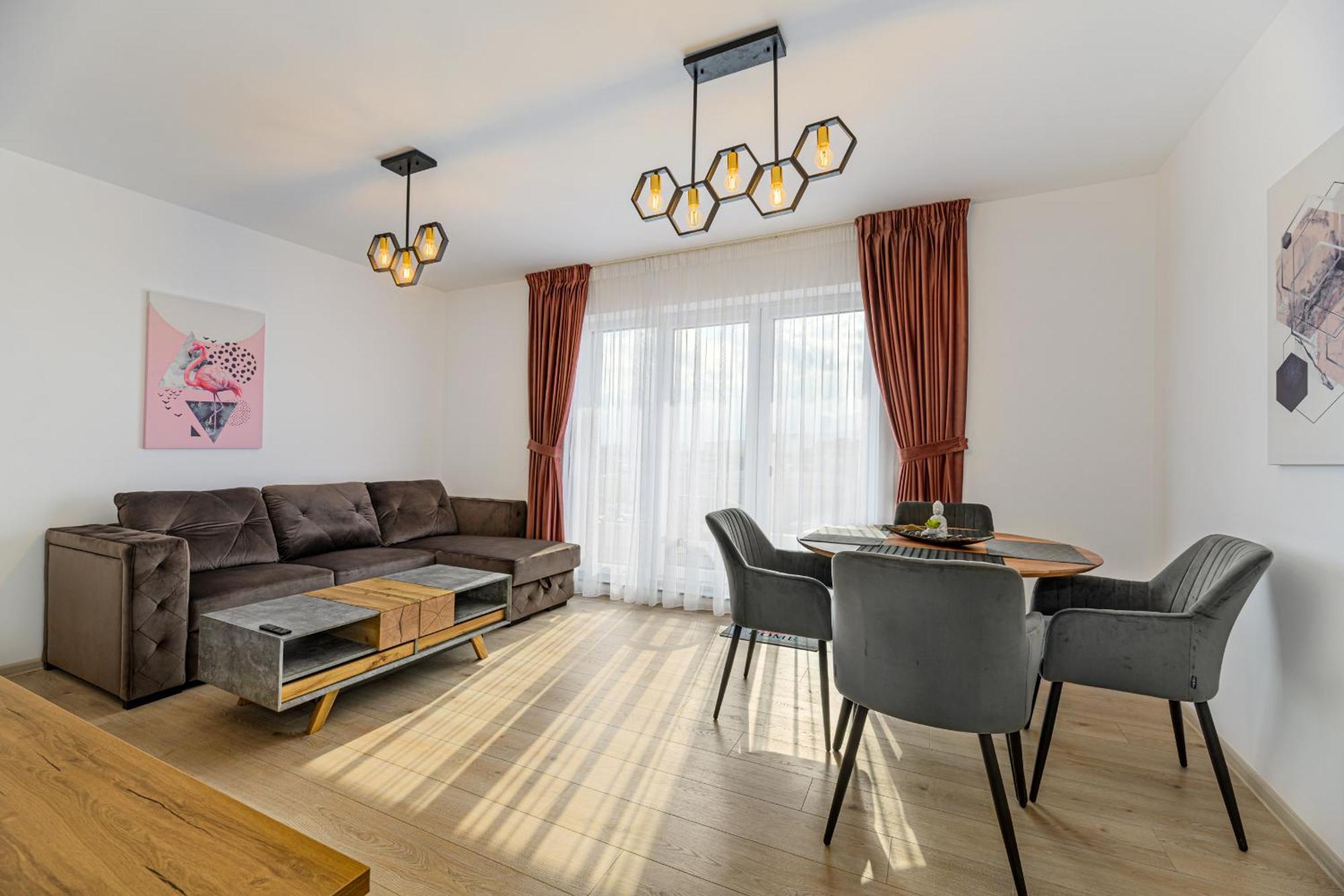Luxury Landing Apartments Complex Qualis Brasov Bagian luar foto