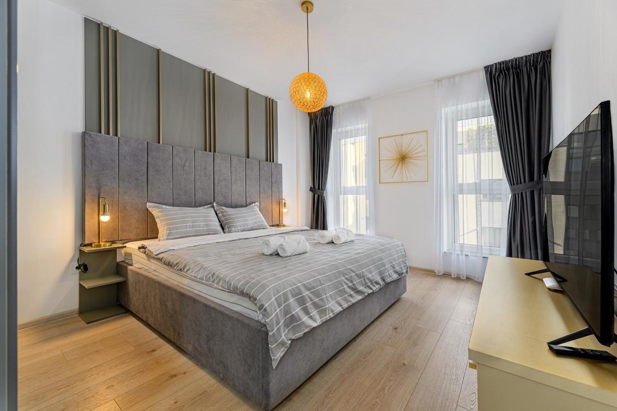 Luxury Landing Apartments Complex Qualis Brasov Bagian luar foto