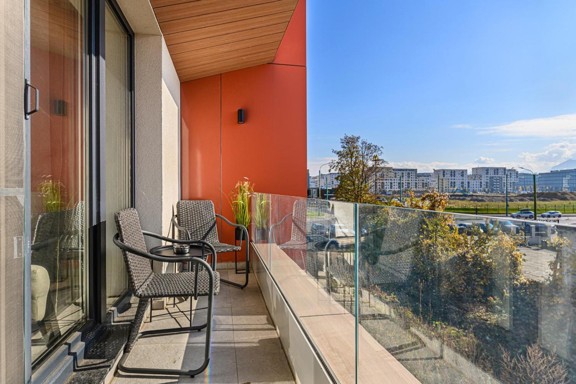 Luxury Landing Apartments Complex Qualis Brasov Bagian luar foto