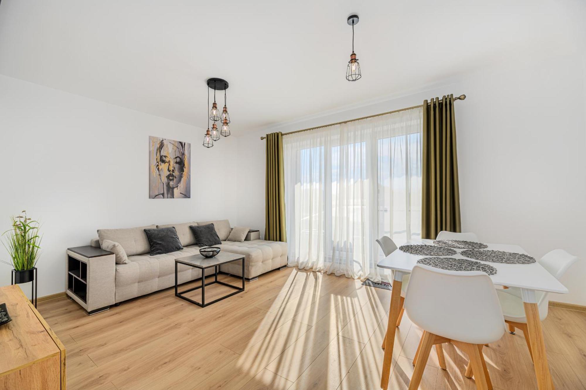 Luxury Landing Apartments Complex Qualis Brasov Bagian luar foto