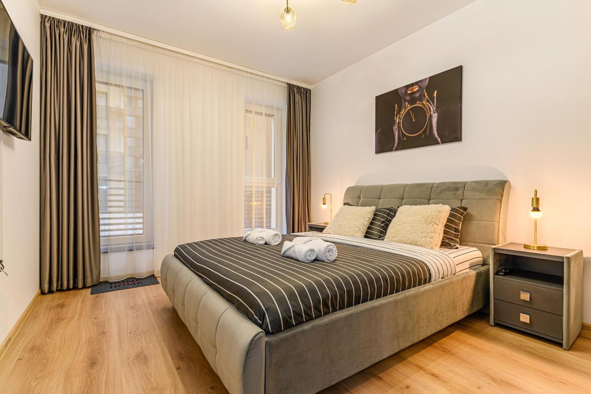 Luxury Landing Apartments Complex Qualis Brasov Bagian luar foto